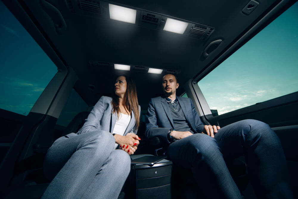 Transportation of passengers by van Serbia and abroad