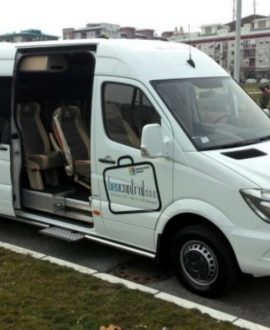 Iznajmljivanje minibuseva